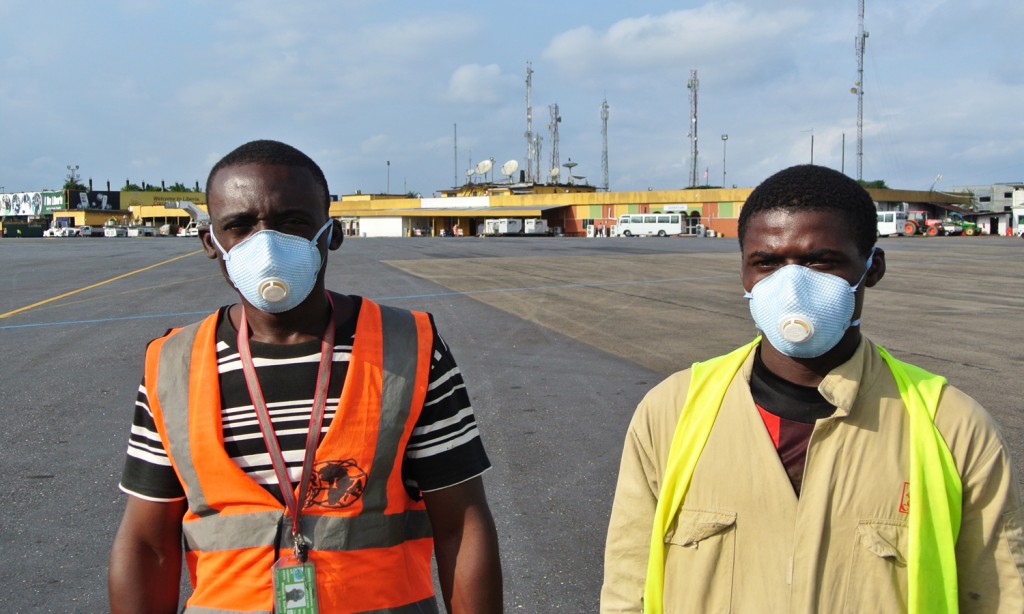 ROB Apron Workers2