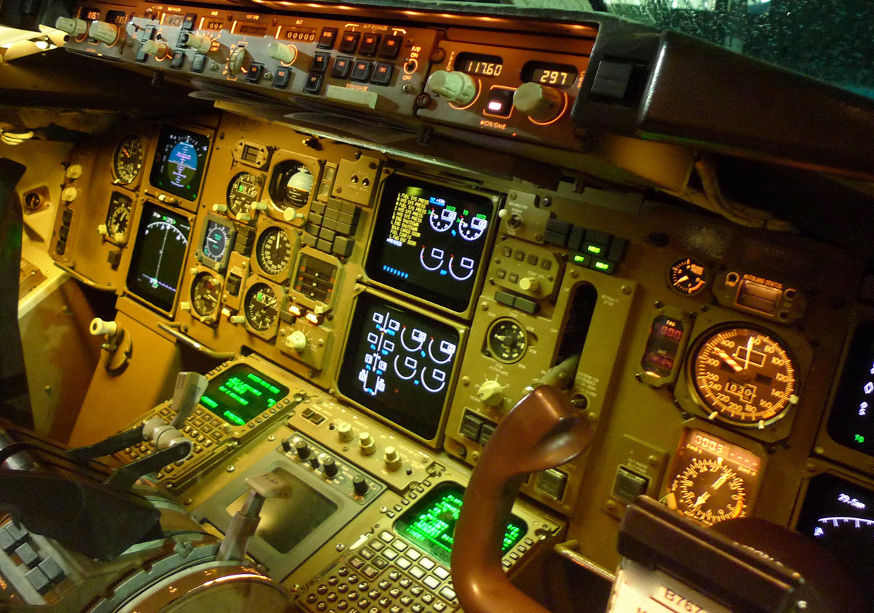 Cockpit-2.jpg